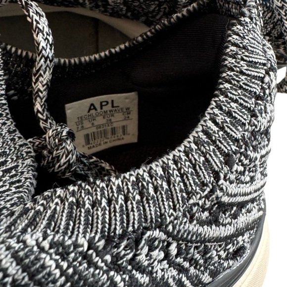 APL‎ TechLoom Wave Hybrid Black Pristine Melange 7.5 Black Gray Running Shoes - Picture 5 of 5